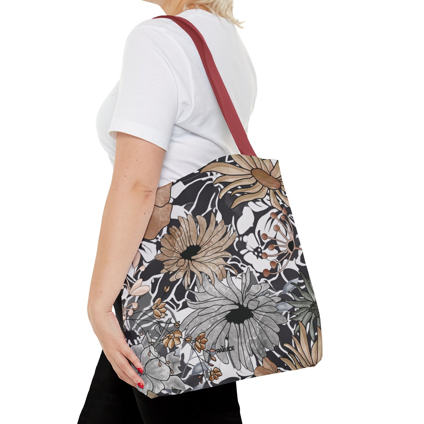 Bolsa de mano rústica con flores