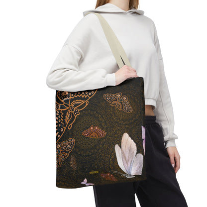 Bolsa de mano con mariposas en espiral