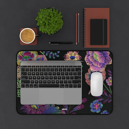 ピンク ルミナ デスクマット